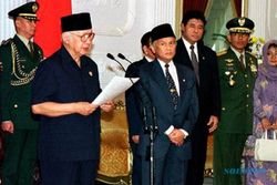 Sejarah Hari Ini: 21 Mei 1998, 32 Jadi Presiden, Soeharto Mundur