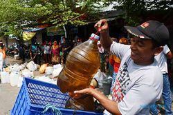 Subsidi Minyak Goreng Curah Berakhir Hari Ini, Segini Harga di Pasaran