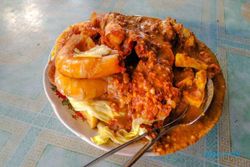 Tahu Gimbal Semarang, Makanan Era Kolonial yang Masih Eksis