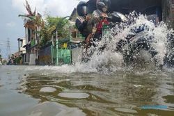 Begini Curhatan Warga Semarang Jadi Langganan Banjir Rob