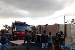 Setelah 5 Jam, Truk Terguling di Ring Road Solo Berhasil Dievakuasi