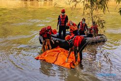 Mayat Wanita Tanpa Identitas Ditemukan di Sungai Bengawan Solo Sragen