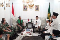 Panglima TNI Datangi PBNU, Gus Yahya: Jangan-Jangan Pak Andika NU Juga