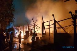 Pasar Manyaran Semarang Kebakaran, 10 Kios Ludes Dilahap Api