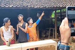 Kreatif! Kelompok Pemuda di Ponorogo Raih Cuan dari Berkreasi di TikTok