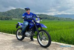 Doyan Trabasan, Mantan Pembalap Moto2 Bertualang Pakai WR 155 R