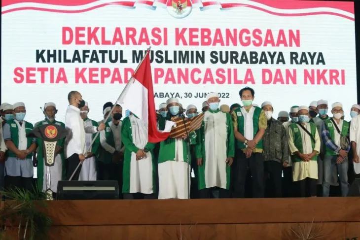 53 Anggota Khilafatul Muslimin Surabaya Berikrar Setia Pancasila & NKRI