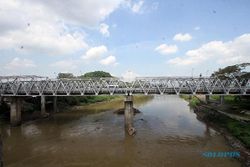 Tenang Lur! Jembatan Jurug C Solo Diklaim Sangat Aman Dilewati 2 Arah