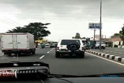 Tak Berniat Halangi Laju Ambulans di Klaten, Sopir Jip Ternyata Panik