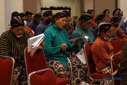 Lestarikan Seni Sastra, Puluhan Seniman Yogyakarta Ikuti Gelar Macapat