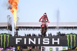 Crosser Asal Slovenia Tim Gajser Sapu Bersih 2 Race MXGP Indonesia