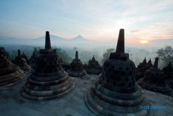 10 Berita Terpopuler: Tarif Tiket Candi Borobudur & Manten Anyar Klaten