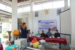 UNS Adakan Aneka Pelatihan di Sentra Pisang Jenawi Karanganyar