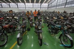 400 Motor Honda CB Ikut Kontes di Terminal Tirtonadi Solo, Siapa Juara?