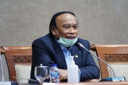 Wakil Ketua Banggar Terjatuh Seusai Laporkan Draf RAPBN 2023 ke Puan