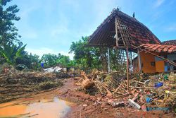 Banjir Bandang di Pati Jateng Rusak Puluhan Rumah, Begini Kondisinya