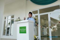Pulang Kampung ke Lampung, Erick Thohir Resmikan Masjid At-Thohir