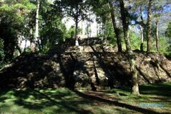 Temuan Benda Ritual di Candi Kethek, Tempat Pembebasan Dosa