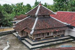 Tameng Sambernyawa, Masjid Tiban Wonogiri Berumur Separuh Milenium