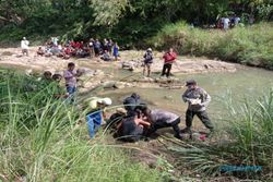Nahas, Mayat Bocah 10 Tahun Ditemukan Mengapung di Sungai Ponorogo