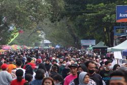 Datangi CFD Jl. Mayor Kusmanto, Bupati Klaten: Seperti Pasar Tumpah