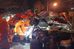 Tabrak Truk Molen, Pengemudi Mobil Meninggal Terjepit di Sleman