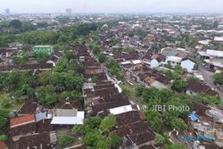 Miris! Kecamatan Terpadat Di Kota Solo Malah Tak Punya SMA Negeri