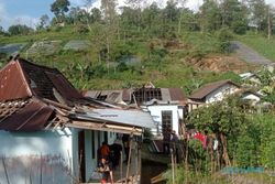 Berputar 2 Menitan, Puting Beliung Terjang Ngargoyoso Karanganyar