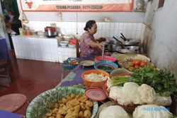 Murah Banget! Harga Makanan di Warung Pak Solet Makamhaji Mulai Rp8.000