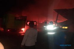 Kebakaran Hanguskan Tabung LPG dan 3 Mobil di Boyolali, Kerugian Rp400 Juta