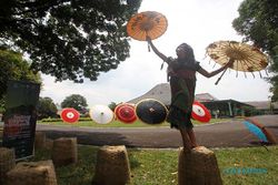 Digelar di Pura Mangkunegaran Solo, Ini Persiapan Festival Payung Indonesia