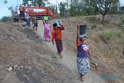 Kekeringan Landa Sejumlah Wilayah di Situbondo, BPBD Mulai Salurkan Air Bersih