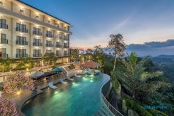 Ini 5 Rekomendasi Hotel di Tawangmangu Beserta Tarif Kamarnya