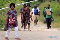 Belanja Sembako, Warga Papua Nugini Masuk Wilayah Indonesia Lewat Jalur Tikus