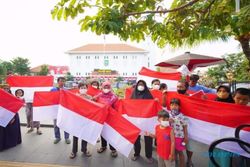 Jelang HUT Ke-77 RI, Pemkot Madiun Bagikan 5000 Bendera Merah Putih