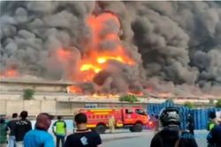Pabrik Alumunium Foil di Gunung Putri Terbakar, Begini Kata Polisi