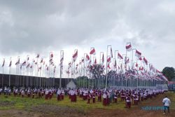 HUT RI, SD Muhammadiyah Plus Salatiga Kibarkan 360 Bendera Merah Putih