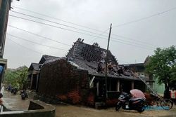 Puting Beliung Terjang 2 Desa di Kudus, Puluhan Rumah Rusak