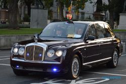 5 Mobil Mewah Koleksi Ratu Elizabeth II dari Rolls Royce hingga Bentley
