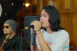 Lirik Lagu Orang Ketiga - Maulana Ardiansyah feat Ochi Alvira