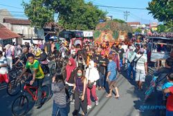 Perdana, Puluhan Ribu Orang Padati CFD Colomadu Sepanjang 3,4 Kilometer