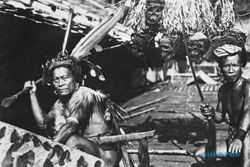 Tradisi Berburu Kepala Manusia oleh Suku Kuno di Indonesia