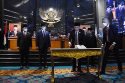 Usulan 3 Nama Penjabat Gubernur DKI Jakarta Sudah Diserahkan ke Kemendagri