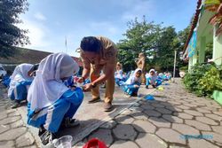 Peringati HKGN, 2.000-an Siswa SD di Karanganyar Sikat Gigi Bersama