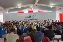 Keseruan Kunjungan Iriana Jokowi ke TK di Sragen, Cuci Tangan Hingga Nyanyi