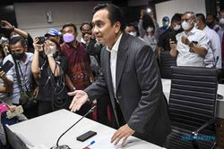 Setelah Gibran, Giliran Effendi Simbolon Dipanggil DPP PDIP karena Prabowo