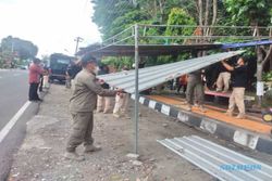 Jelang Penilaian Adipura, 1 Tenda PKL di Trotoar Hutan Kota Klaten Dibongkar