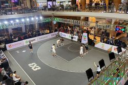 3x3 Basketball 2022 Solo di The Park Mall Dipadati Penonton