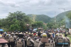 Ribuan Orang di Jayapura Berdemo Bela Gubernur Papua Lukas Enembe