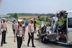 WNA Nigeria Turut Jadi Korban Kecelakaan Maut Minibus di Tol Semarang-Batang
